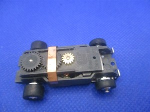 AUTO WORLD CHROME WHEEL THUNDERJET TJET STYLE HO SCALE SLOT CAR CHASSIS . | eBay