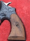 VINTAGE ANTIQUE TOY SUSANNA TOY WESTERN STYLE IN BOX FRAME TOY PISTOL — photo 6