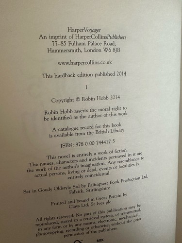 Fool's Assassin - Robin Hobb - UK 1st edition hardback 2014 - Picture 7 of 16