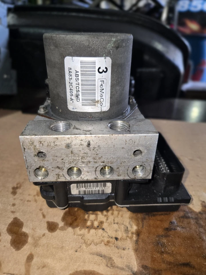 Bomba de freno antibloqueo ABS híbrida Ford Fusion Lincoln MKZ 2010-2012 8A83-2C405-A Foto 2 de 4