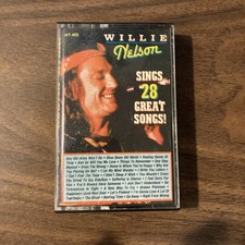 Willie Nelson Sings 28 Great Songs RARE CASSETTE TAPE 1989