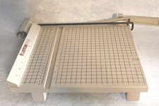 Vintage Boston 2612 Heavy Duty 12β Guillotine Style Paper Cutter Made In USA