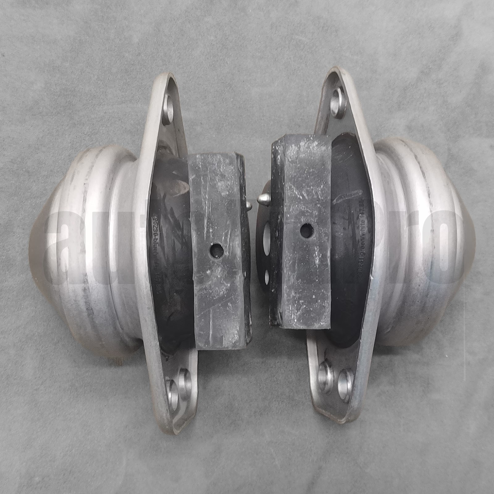196746 Engine Mount Kit for Ferrari 612 Sa Aperta 599GTB Fiorano(Set of Two)