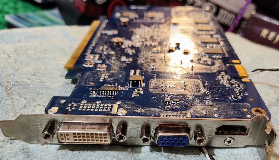 HP 533216-001 NVIDIA GeForce GT 230 1.5GB DDR2 192-Bit PCI Express 2.0 x16 Video - Image 3 of 4