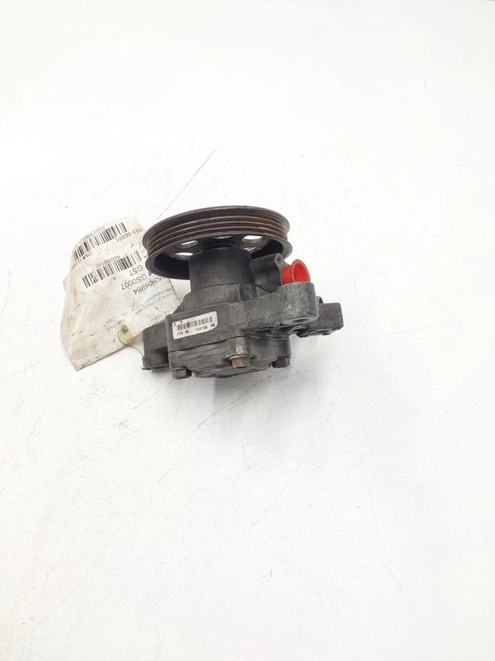 Conjunto de bomba de dirección asistida Honda Civic 1999 OEM Foto 3 de 4