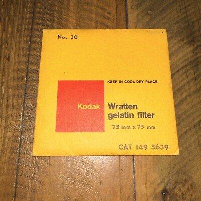 FILTRE Wratten KODAK 76.2 x 76.2 mm gelatine dans sa pochette d