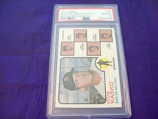 1973 TOPPS #131 RED SOX MGR./COACHES BROWN BACKGROUND PSA 8