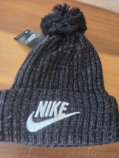 NIKE BLACK ADULT KNIT BEANIE. NEW