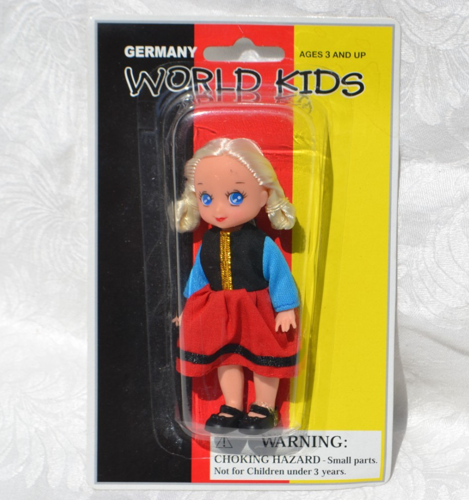 Vintage 90s World Kids Various Nations Mini 4&rdquo; Fashion Dol