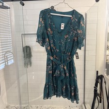 Express Floral Sundress Green Sz M