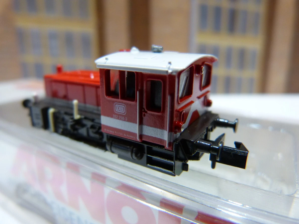 Arnold 2072 Diesellok BR 332.258-3 DB Spur N        S71/91