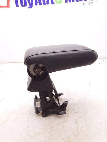 02-05 LEXUS IS300 FRONT CENTER CONSOLE LID AND MOUNT ASSEMBLY  - Image 4 of 4