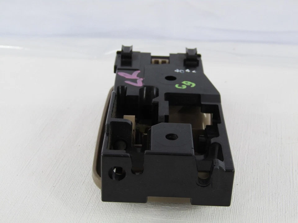 Manija de puerta interior trasera izquierda cabina extendida Toyota Tundra 2000-2006 Foto 3 de 4