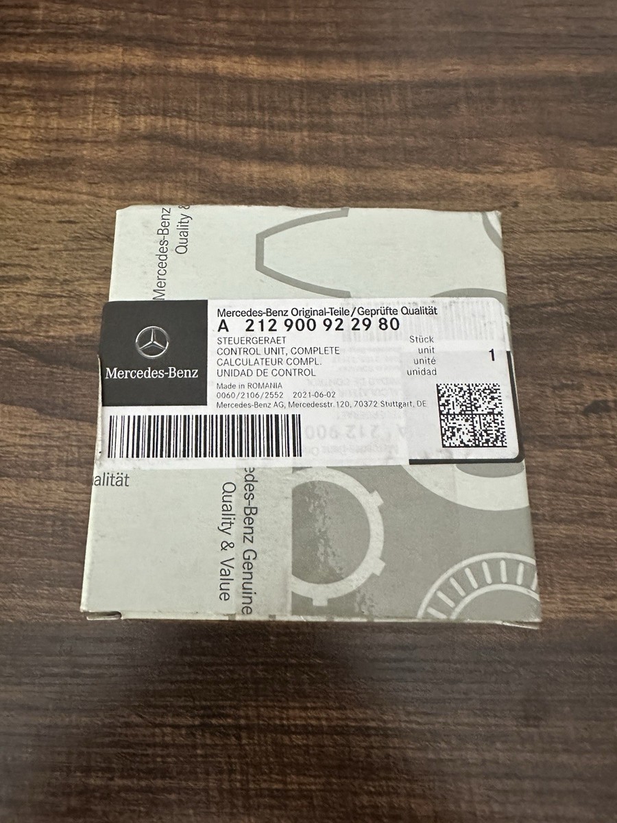 Mercedes-Benz セキュリティA219820322664 新品　未使用 A2129009229 GENUINE Right front door control unit. Mercedes Benz