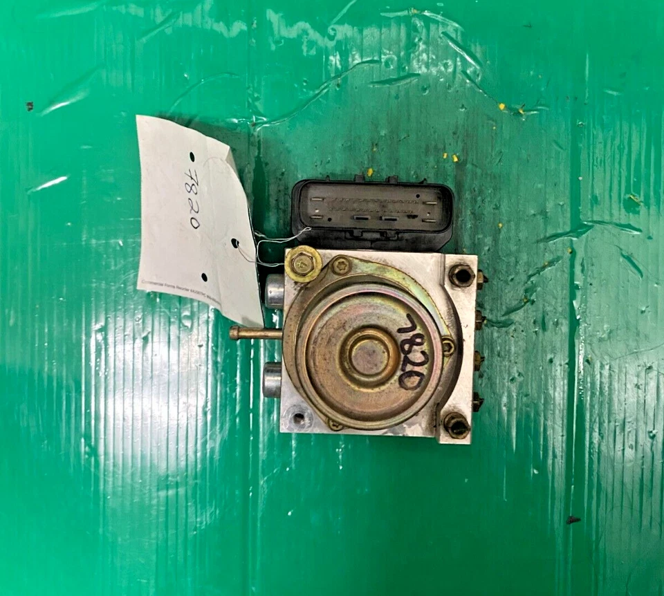 2005 Nissan 350z ABS антиблокировочный тормозной насос и модуль 47660CD103 | TD8401 - Изображение 4 из 4