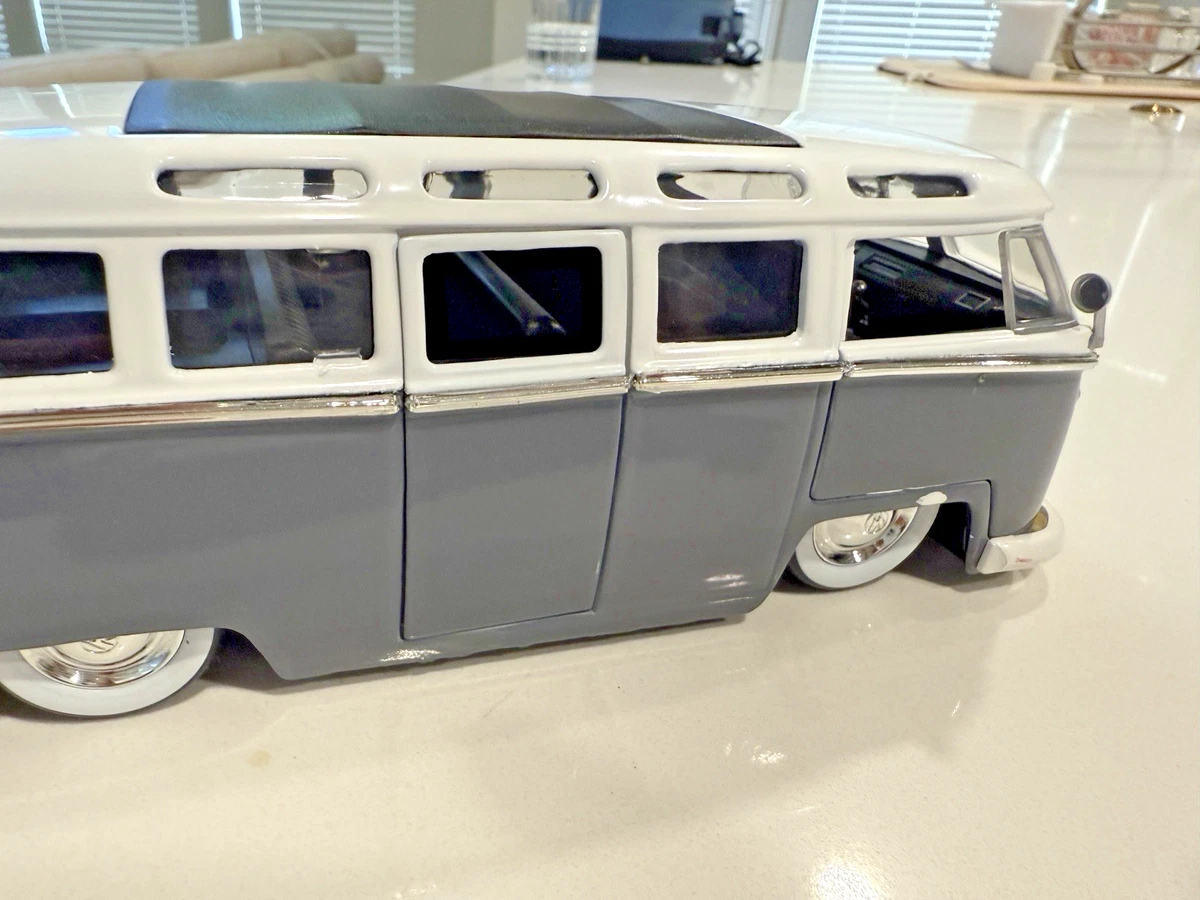 Volkswagen 1962 Year of Manufacture Bus Vintage Manufacture