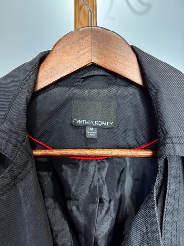 J376 - Women's Cynthia Rowley Black Jacket - Size Medium - Picture 5 of 7