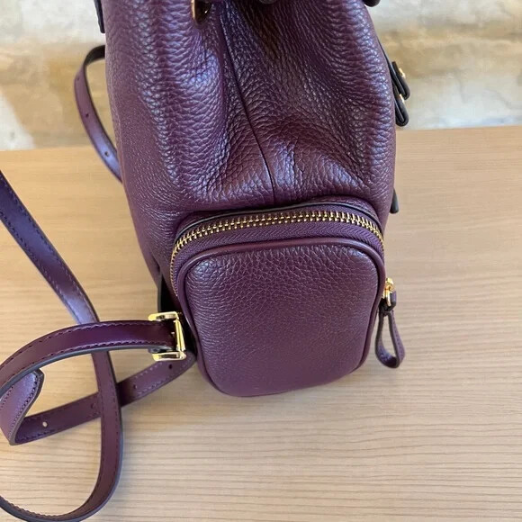MICHAEL KORS CARGO JET SET MEDIUM BACKPACK GOLD CHAIN  display picture 3