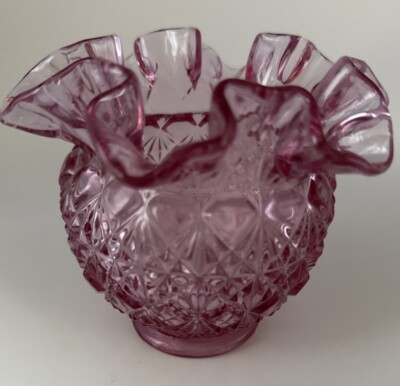 Fenton Jacqueline Vase Pink Rose Petal Ruffled Edge Diamond Pattern 4''