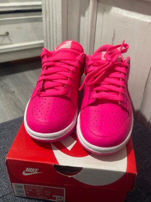 Size 5.5 - Nike Dunk Low Hyper Pink W very lightly worn