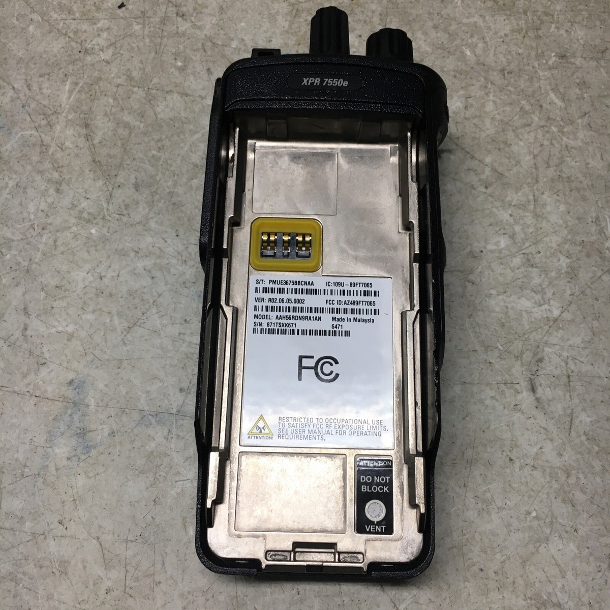 Motorola XPR7550e UHF radio AAH56RDN9RA1AN CPS 16 Firm R02