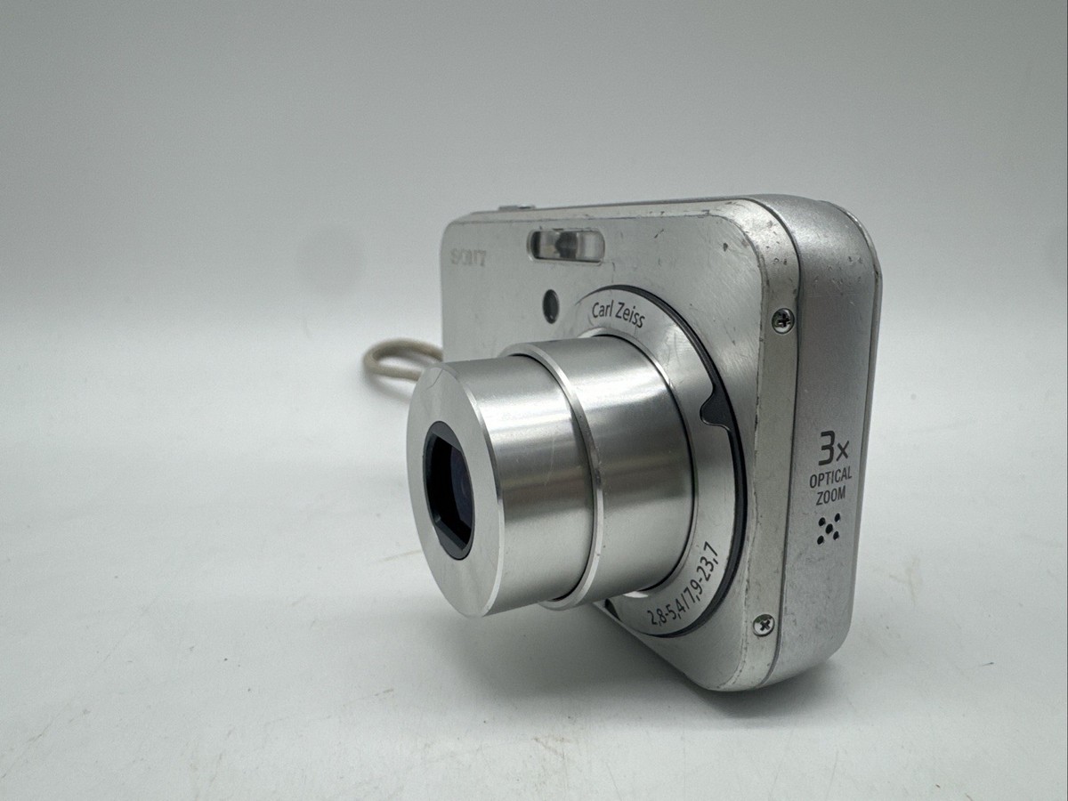 Sony Cyber-shot DSC-N1 8.1MP Digital Camera - Silver for sale