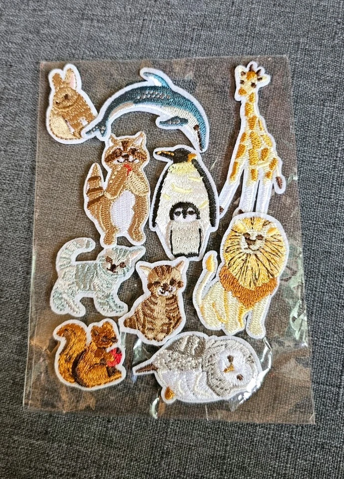 Lot of 10 Iron On Embroidered Animal Patches Various Styles 1-2 Inch New Sealed - Image 2 of 3