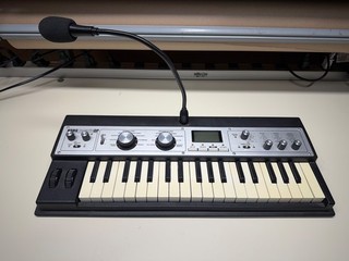KORG MICROKORG XL SYNTHESIZER | VOCODER W/ MIC WORKING NO POWER SUPPLY NICE
