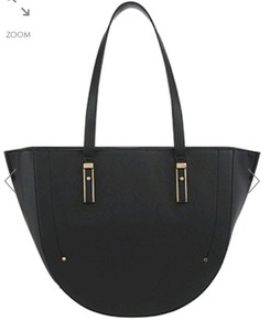 accessorize shoulder bag