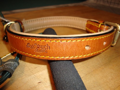 Soft Touch Padded Leather Dog Collar Brown, Slimline Edition, Size 20 + leash