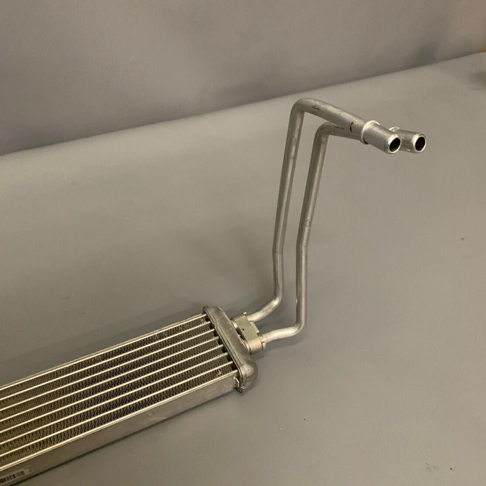 BMW M5 M6 TRANSMISSION OIL COOLER 2014 2015 2016 OEM Foto 2 de 4