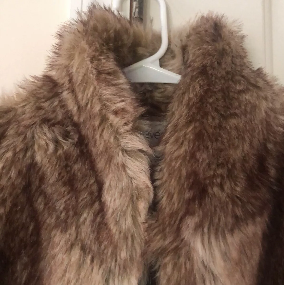 Forever 21 faux fur hotsell vest