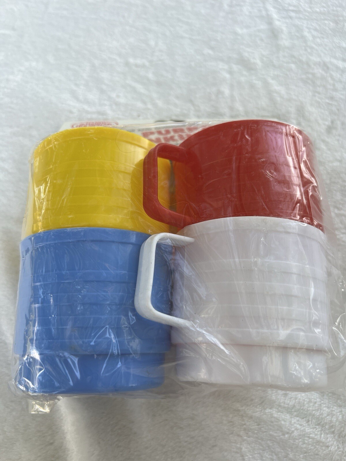 Handy Household Products Set of 4 Plastic Drinking Cups Camping Picnic Home NEW