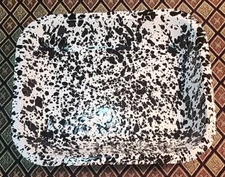 Crow Canyon Enamelware Small Rectangular Tray Baking Pan, Black & White Splatter