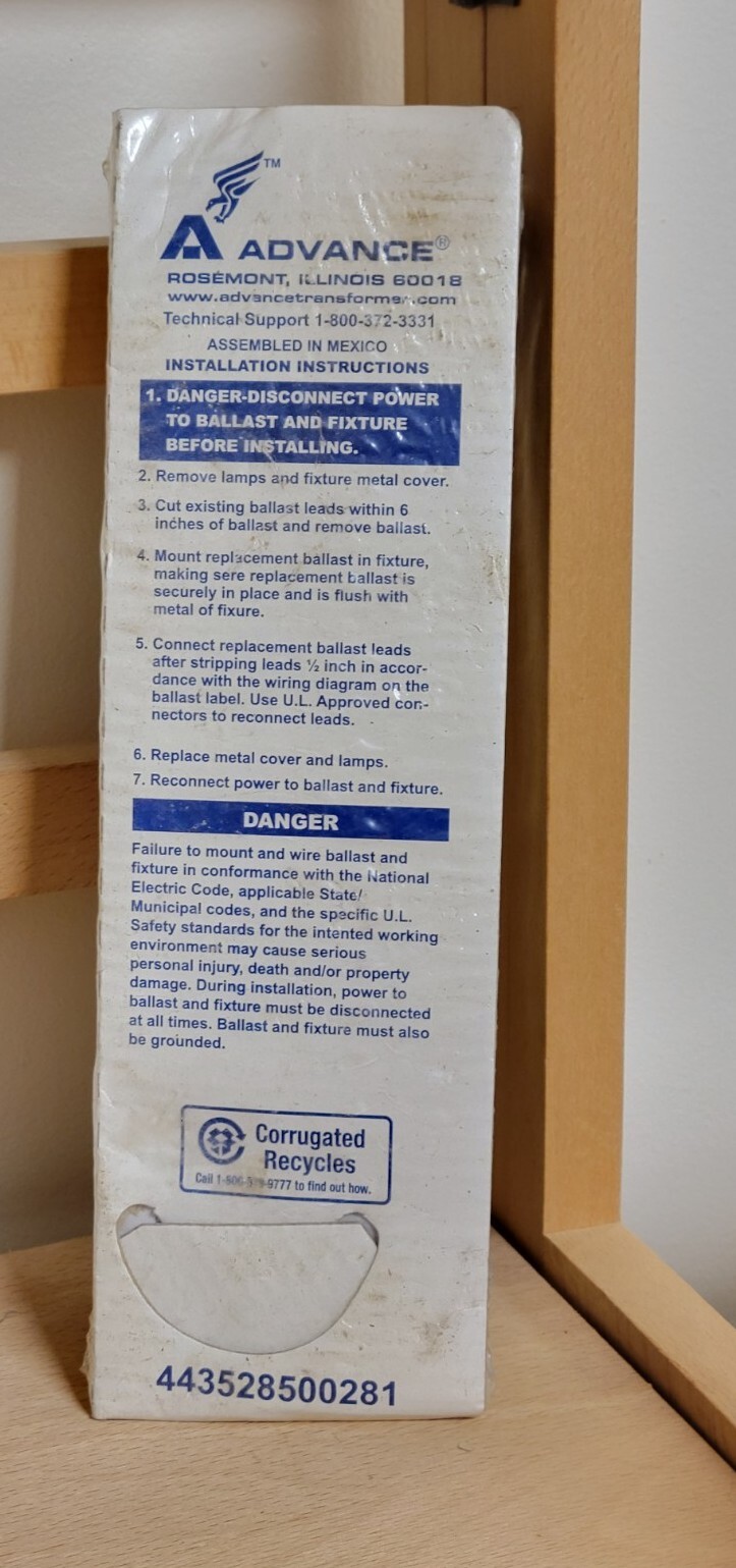 NEW SEALED NOS Advance Instant Start Ballast 120V 277V Centium ICN3P32SC eBay