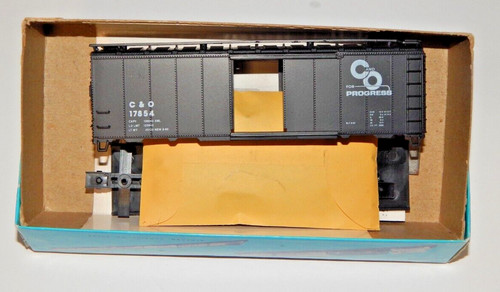 Branchline Trains HO #10113 C&O 40' SD Boxcar Kit #17854 NUEVO | Zustand: New