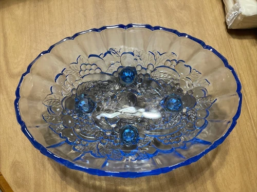 Vintage INDIANA GLASS BLUE Footed Oval Fruit Bowl Garland Pattern 12 3/8" Long