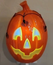 Bath & Body Works Light Up Halloween Jack O Lantern Wallflower Plug In Diffuser