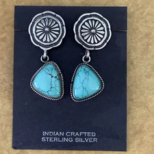 Kingman Turquoise Navajo dangle earrings Stamped “RB STER” W/beat Hallmark