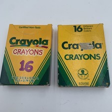 Crayola Crayons Vintage Binney  Smith Made in USA Lot of 2 Color Boxes 16 Count
