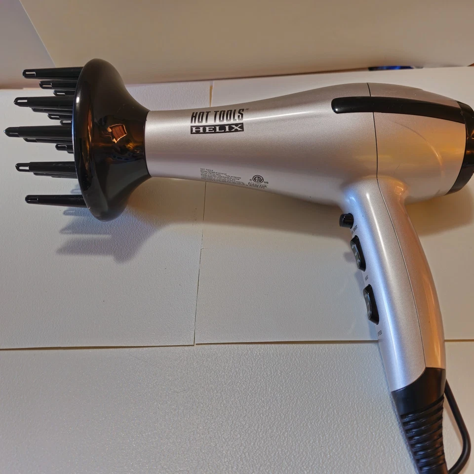 Hot Tools Helix Turbo Ionic Tourmaline Salon Dryer 1875w Silver Tested/Works - Image 2 of 4