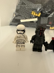 LEGO Star Wars: Kylo Ren's TIE Fighter (75179)