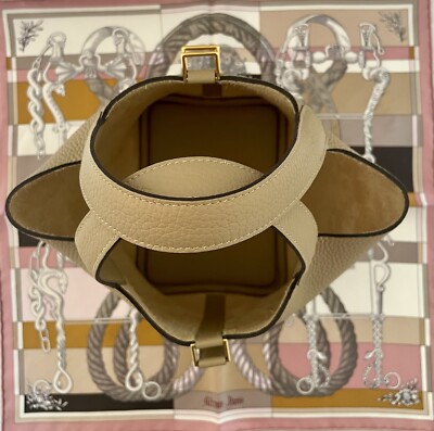NEW HERMES PICOTIN LOCK 18 PM IN TRENCH BAG TOTE GOLD