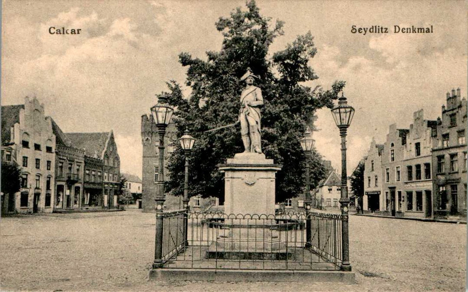 AK GRUß AUS CALCAR KREIS KLEVE SEYDLITZ DENKMAL STRASSEN ANSICHT NIEDERRHEIN - Bild 1 von 1