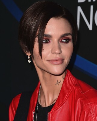 SEXY RUBY ROSE 8x10 PHOTO *