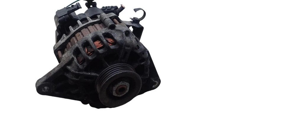 Kia Rio Alternator 1.4 Petrol 5 Speed Manual 2009 37300 22650 G4EE  - Image 4 of 4