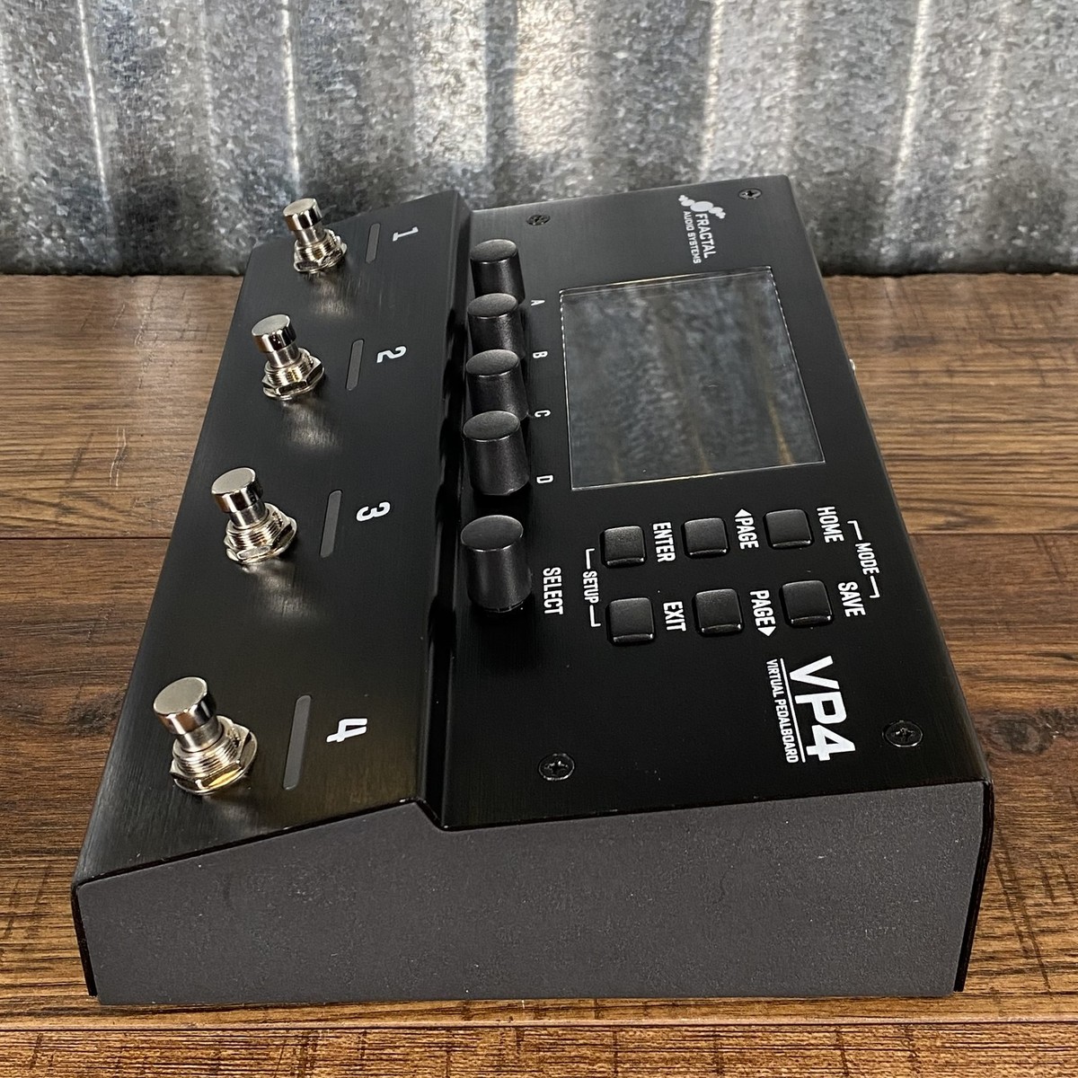 Fractal Audio VP4 Virtual Pedalboard Guitar Bass Multi Effect