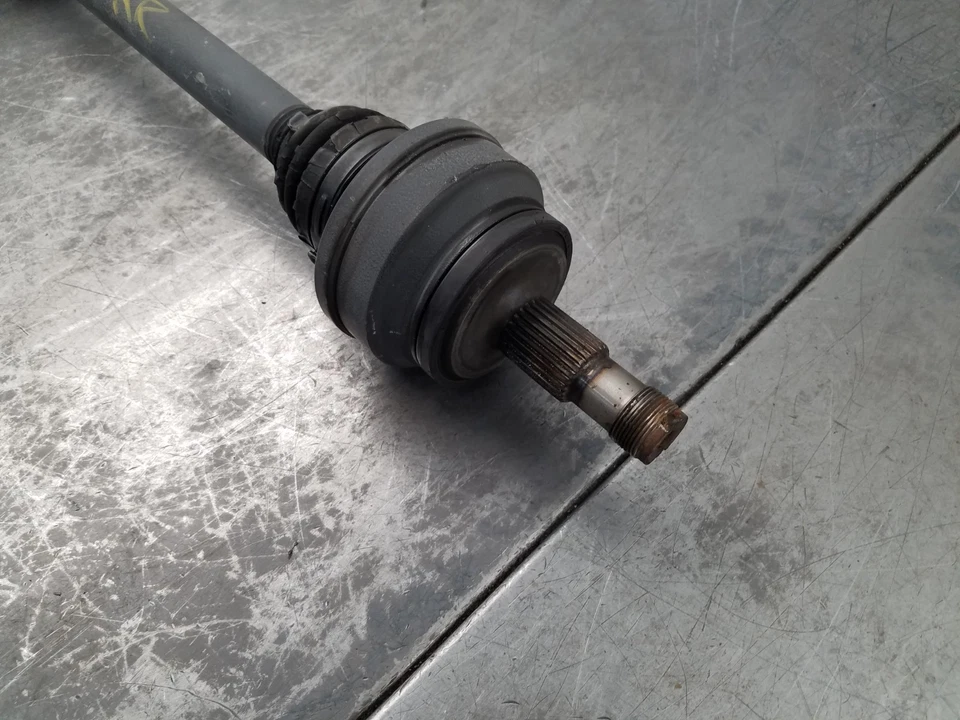 Mercedes Benz AMG E 63 2012 eje trasero derecho CV #2691 VV9 Foto 3 de 4