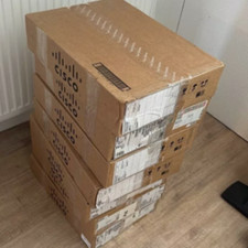 CISCO  100 Brand New Original  router 881-SEC/K9