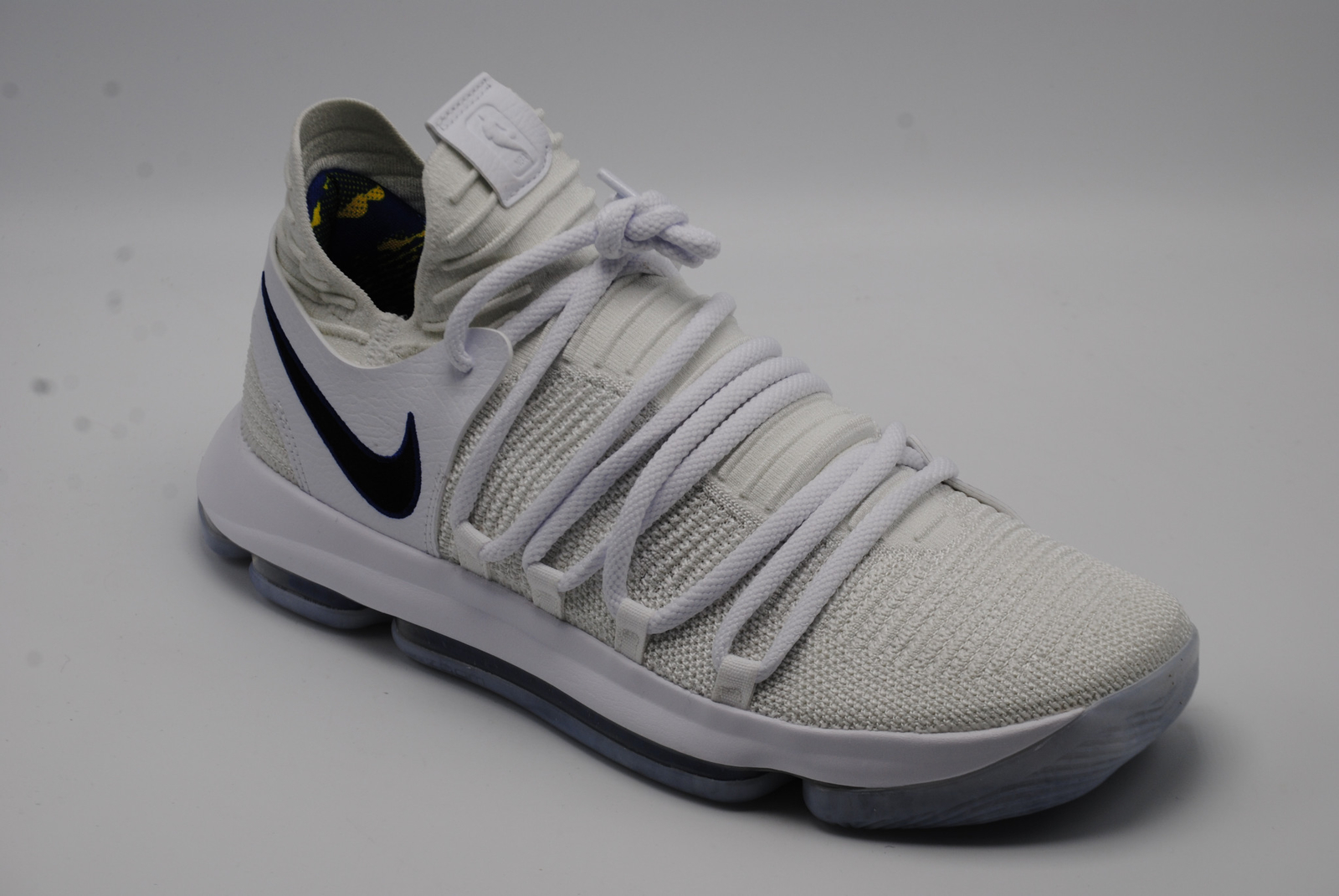 Nike Zoom KD10 Men's basketball shoes 897815 101 Multiple sizes Nike Zoom KD10 Men's basketball shoes 897815 101 Multiple sizes